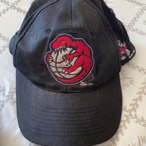 VINTAGE RAPTORS CAP!! 1994